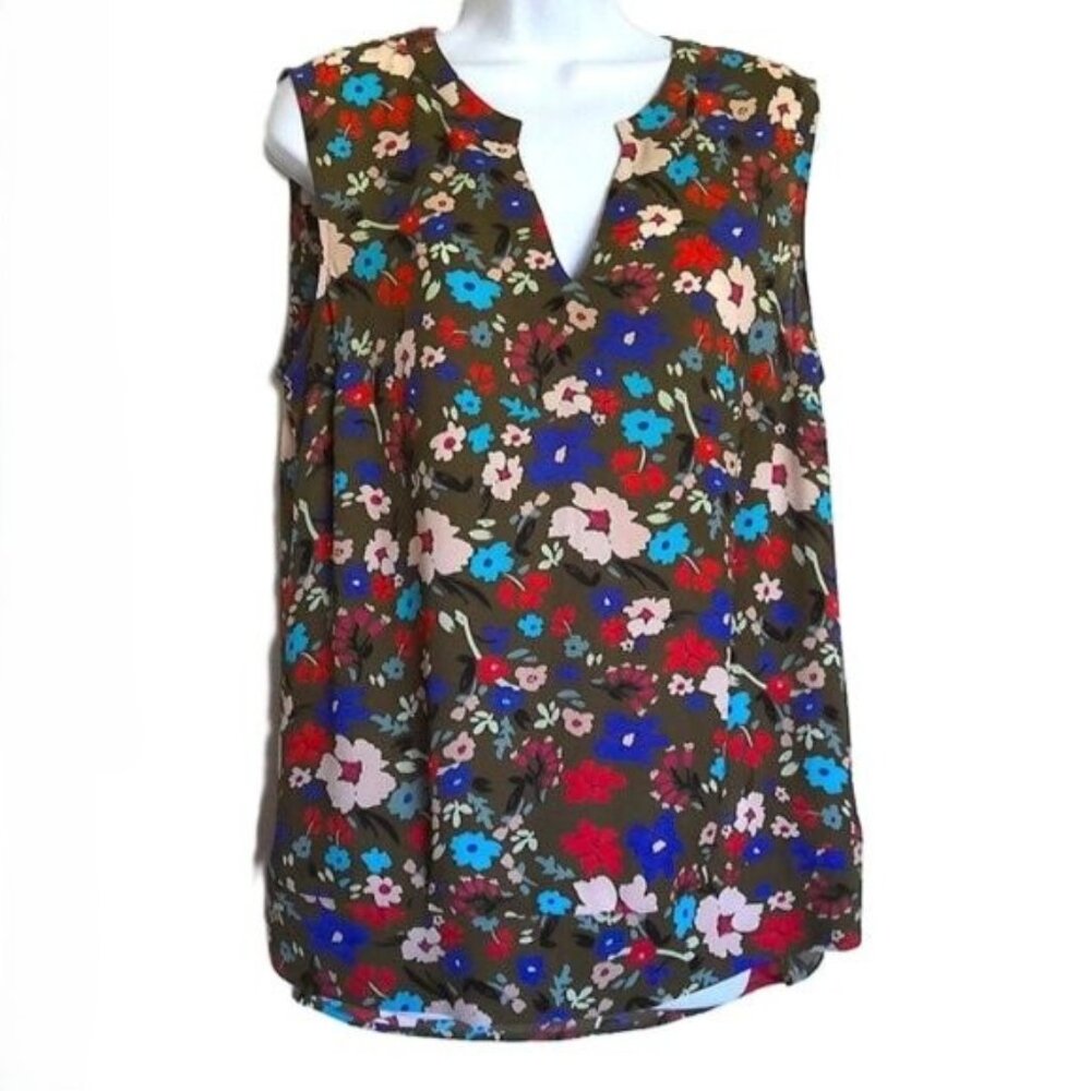 New Cabi Sleeveless Floral Top V Neck Shell Rounded Hem Olive & Multi NWOT Sz M
